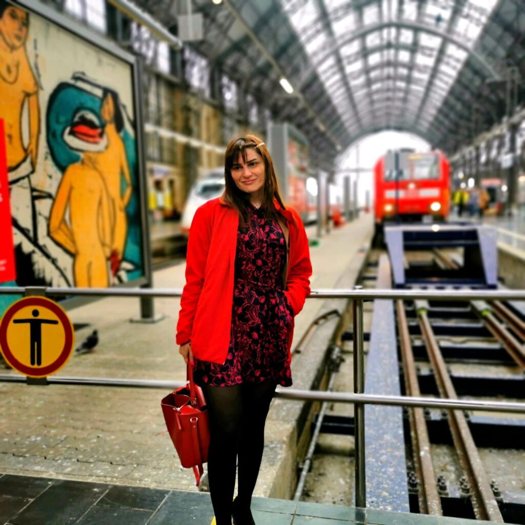 Sophia am Bahnhof
